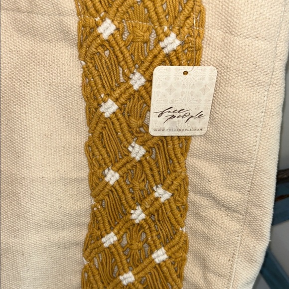 ⭐️⭐️NWT Free People Mia Macrame Strap Tote⭐️⭐️ Sold Out - Picture 7 of 9